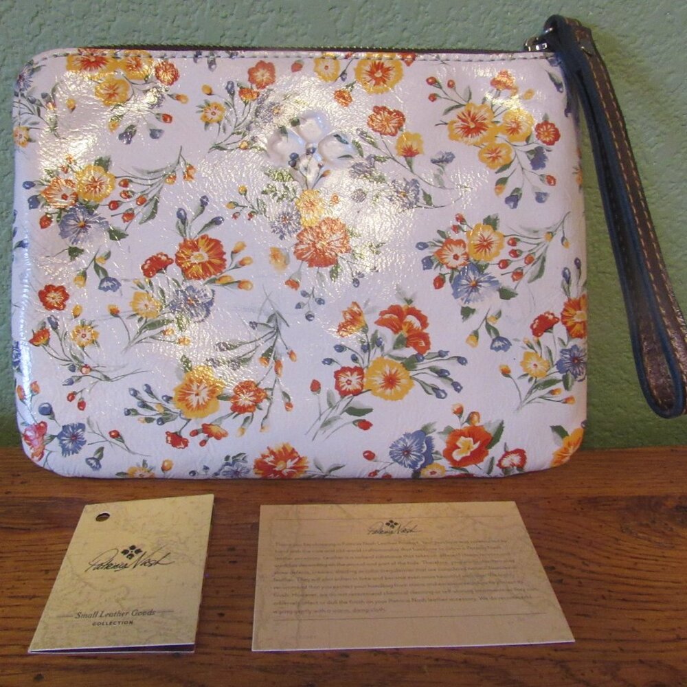 Rare HTF Patricia Nash Cassini Leather Mini Meadows Wristlet Clutch Make Up Bag